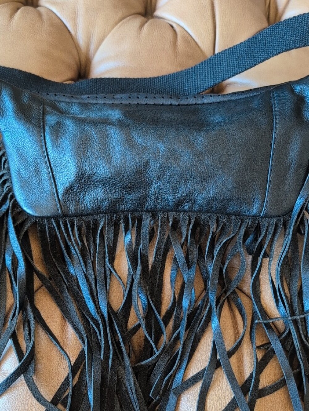 FRYE AND CO. Black Perforated Leather Crossbody Belt Bag with Keyring and Fringe - Picture 5 of 8